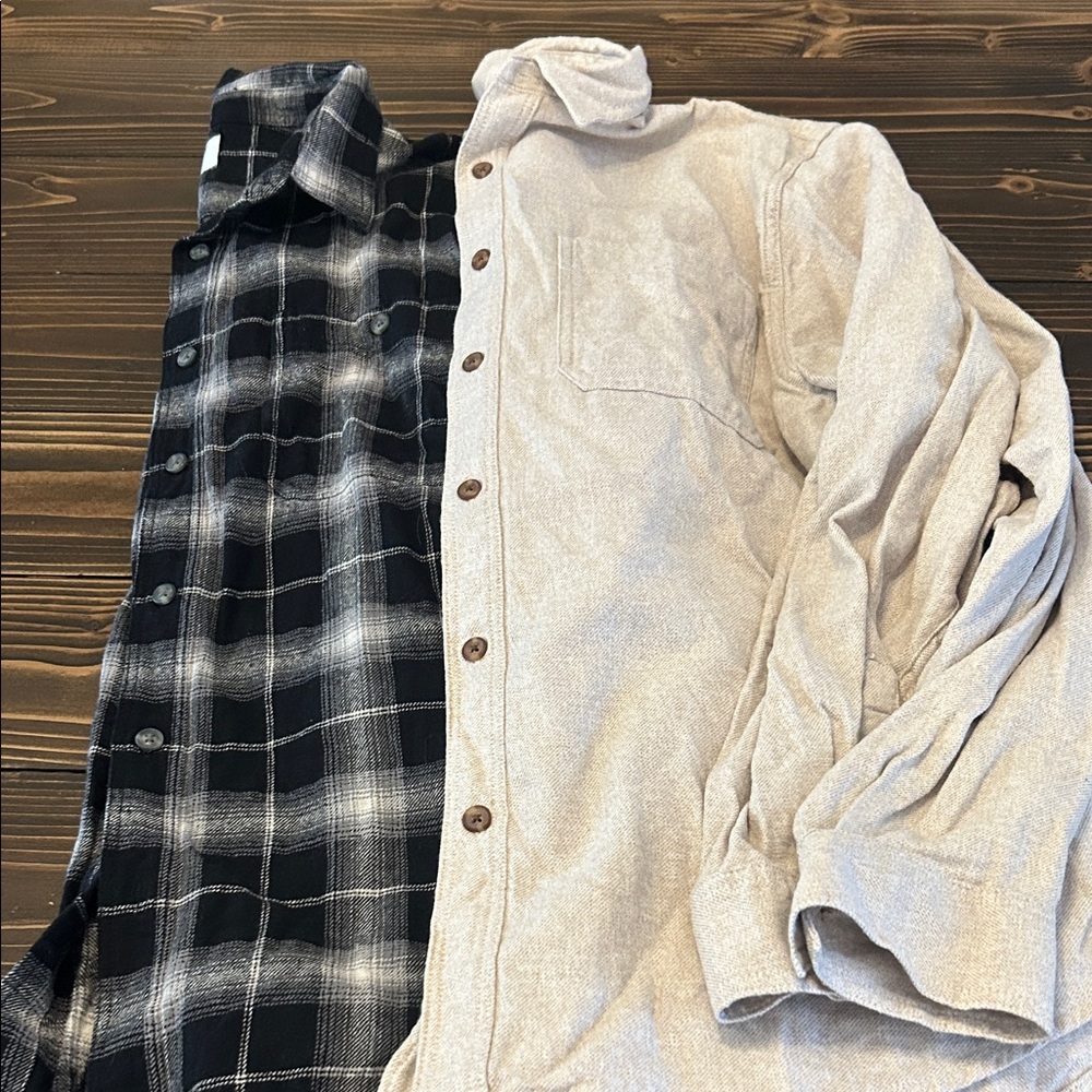 Men's XL Button-Up Shirt